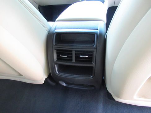 Used 2019 Cadillac XT5 Luxury AWD/4WD image 30