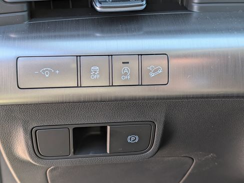 New 2026 Hyundai Kona SE image 12