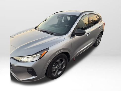 Used 2023 Ford Escape ST-Line w/ Equipment Group 301A image 5