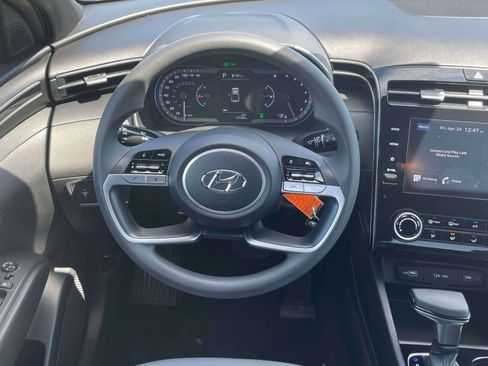 Used 2024 Hyundai Santa Cruz SE AWD/4WD image 14
