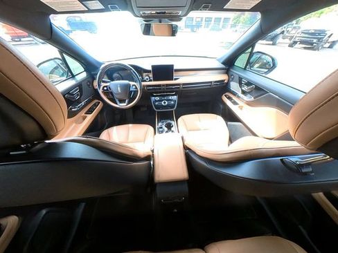 Used 2020 Lincoln Corsair Reserve AWD/4WD image 32
