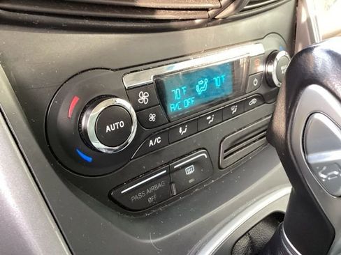 Used 2014 Ford C-MAX SE image 32