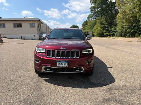 Used 2016 Jeep Grand Cherokee Overland w/ Advanced Technology Group AWD/4WD image 8