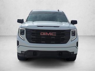 Used 2024 GMC Sierra 1500 Elevation video 2
