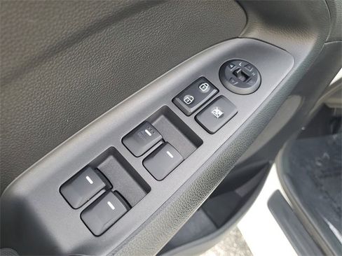 Used 2016 Kia Forte LX image 20