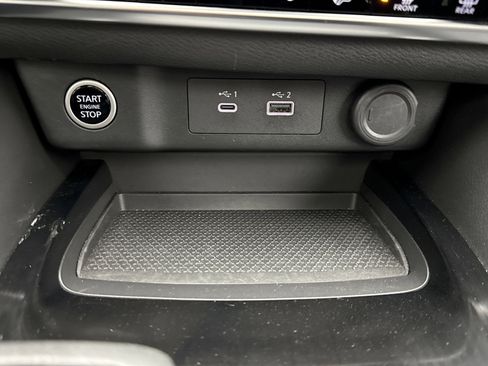 Used 2023 Nissan Rogue SV w/ SV Premium B Package image 15