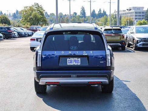 New 2026 Hyundai Ioniq 9 SE image 8