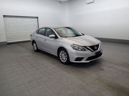 Used 2019 Nissan Sentra SV FWD image 13