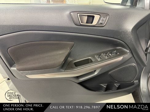 Used 2020 Ford EcoSport SE FWD image 18