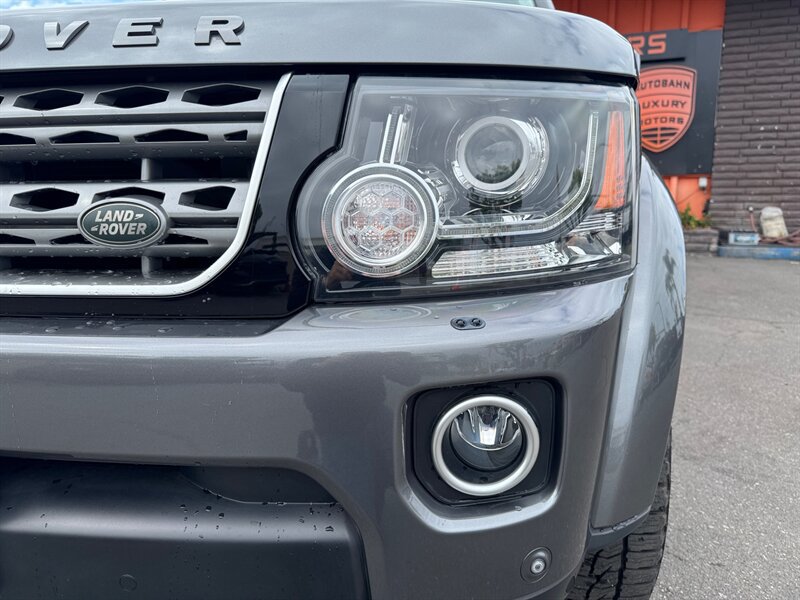Used 2016 Land Rover LR4 HSE Silver Edition AWD/4WD image 6