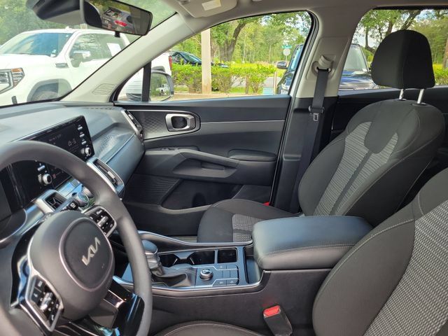 Used 2023 Kia Sorento LX FWD image 18
