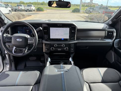 Used 2026 Ford F350 Platinum image 17