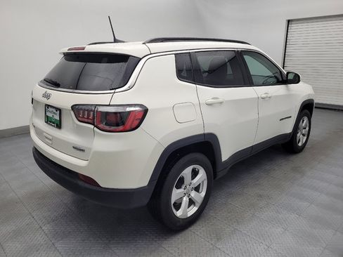 Used 2019 Jeep Compass Latitude w/ Cold Weather Group image 10