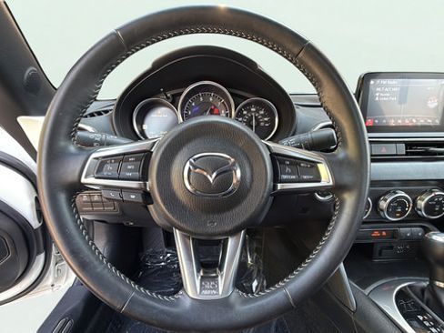Used 2023 MAZDA MX-5 Miata Grand Touring w/ Weather Package RWD image 21