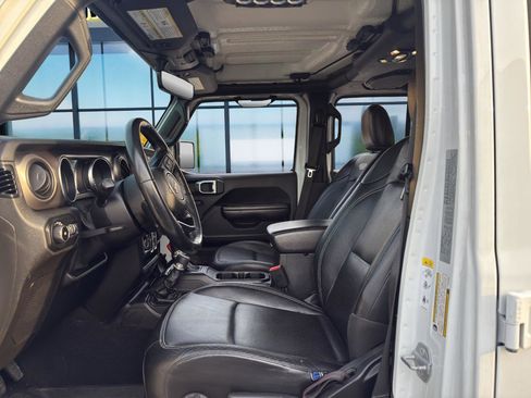 Used 2020 Jeep Wrangler Unlimited Sport S image 9