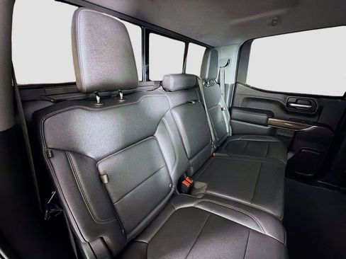 Used 2019 Chevrolet Silverado 1500 LT Trail Boss image 28