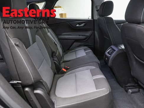 Used 2025 Chevrolet Blazer LT FWD image 23