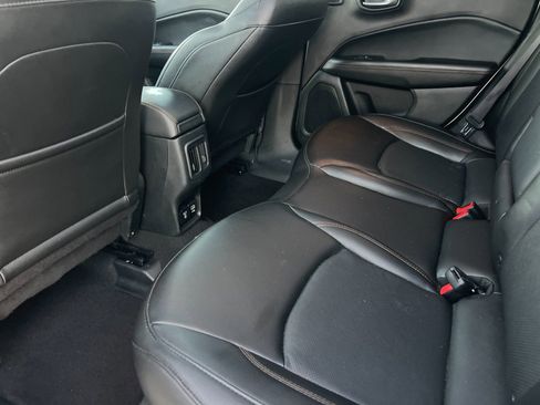 Used 2021 Jeep Compass Limited w/ Sun and Sound Group image 12