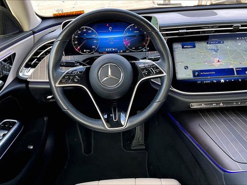 Certified 2025 Mercedes-Benz E 350 Sedan w/ Winter Package image 5