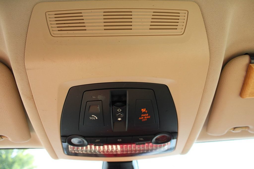 Used 2011 BMW 528i Sedan RWD image 26