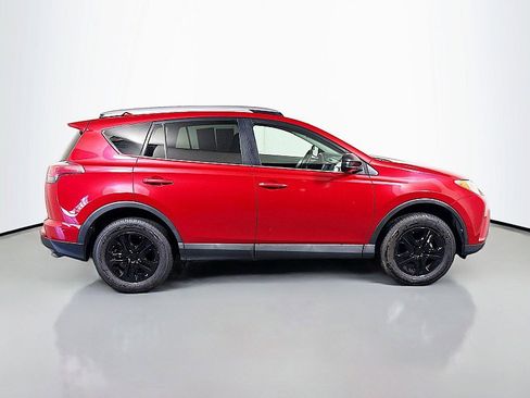 Used 2017 Toyota RAV4 LE w/ All Weather Liner Package AWD/4WD image 8