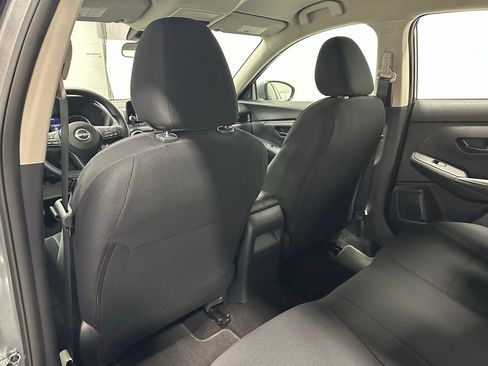 Used 2025 Nissan Sentra S image 40