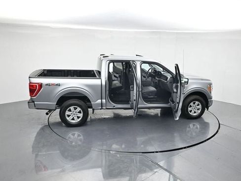 Used 2021 Ford F150 XLT image 49