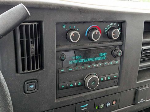 New 2024 Chevrolet Express 3500 w/ Power Convenience Package image 21