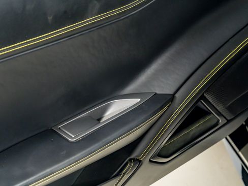 Used 2010 Ferrari 458 Italia Coupe RWD image 22
