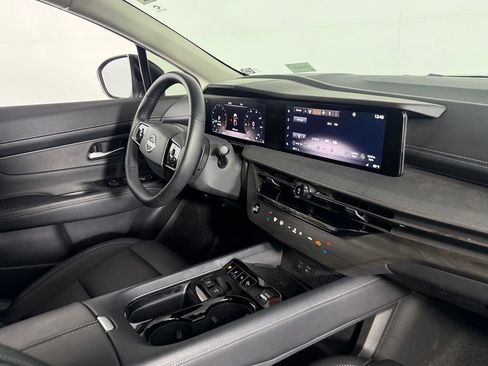 Used 2025 Nissan Murano SV FWD image 34