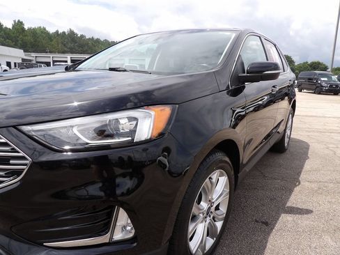 Used 2022 Ford Edge Titanium w/ Cargo Accessory Package AWD/4WD image 14