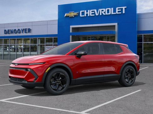 New 2026 Chevrolet Equinox EV LT image 2