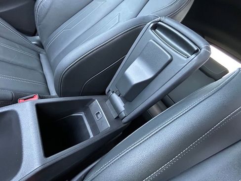 Used 2023 Audi Q4 e-tron Premium Plus w/ Premium Plus image 38