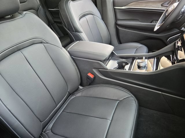 New 2027 Jeep Grand Cherokee Limited AWD/4WD image 9