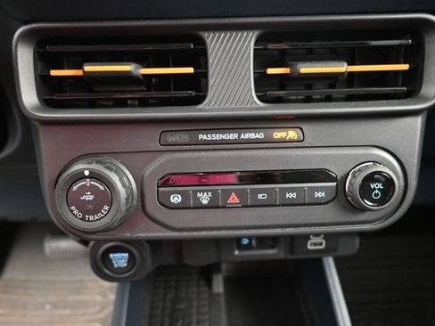 Used 2025 Ford Maverick Tremor AWD/4WD image 23