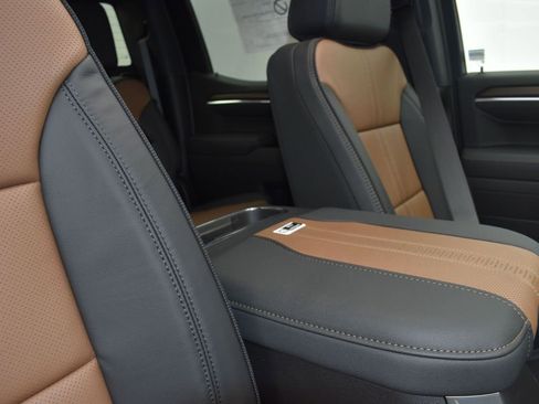 New 2025 Chevrolet Silverado 1500 High Country image 30