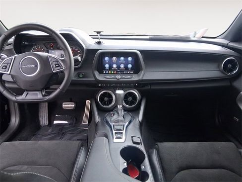 Used 2024 Chevrolet Camaro LT w/ RS Package image 10