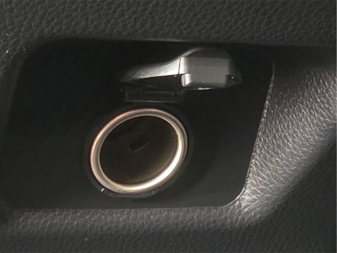 Certified 2025 Toyota RAV4 LE image 7