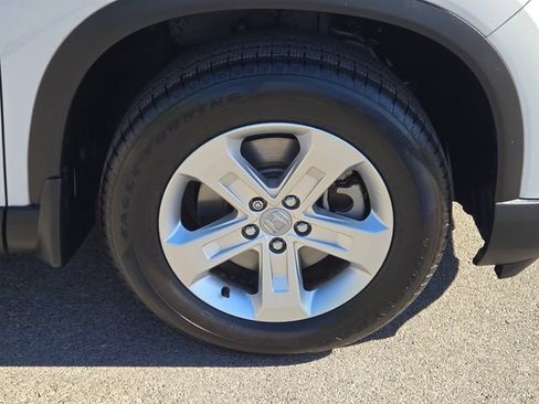 Certified 2023 Honda Pilot LX image 13