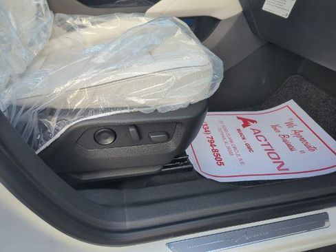 New 2025 Buick Envision Avenir image 10