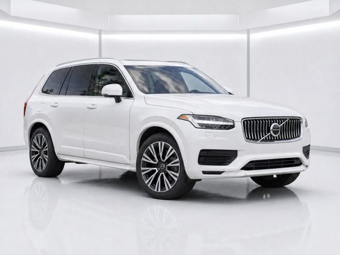 Used 2021 Volvo XC90 T5 Momentum AWD/4WD image 2