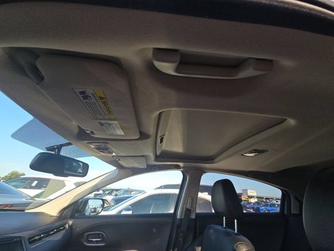 Used 2016 Honda HR-V EX-L image 7