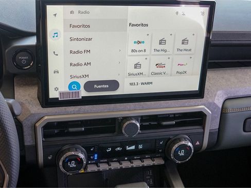 Used 2025 Toyota Tacoma TRD Sport image 13