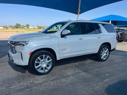 Used 2021 Chevrolet Tahoe High Country RWD image 1