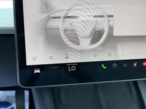 Used 2023 Tesla Model 3 Standard Range RWD image 27