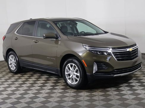 Used 2023 Chevrolet Equinox LT image 48