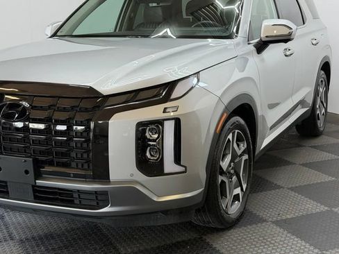 Used 2024 Hyundai Palisade Limited AWD/4WD image 7