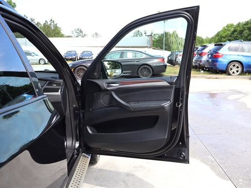 Used 2012 BMW X5 xDrive50i AWD/4WD image 31