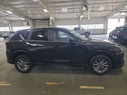 Used 2025 MAZDA CX-5 AWD 2.5 S w/ Preferred Package image 2