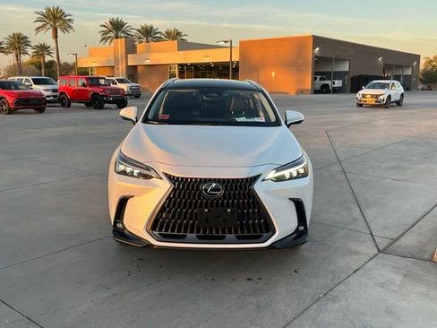 Used 2025 Lexus NX 450h+ AWD w/ Luxury Package image 5